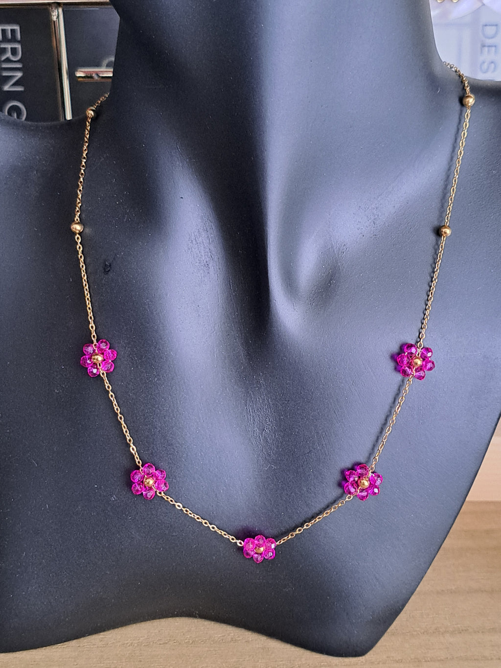 Collier " 5 marguerites"
