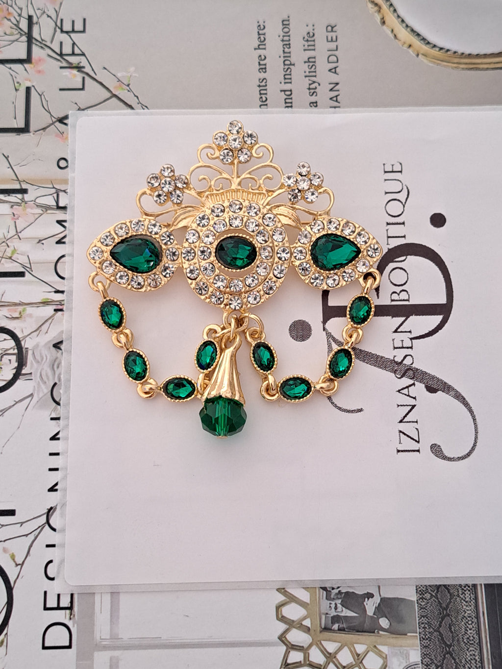 Broche