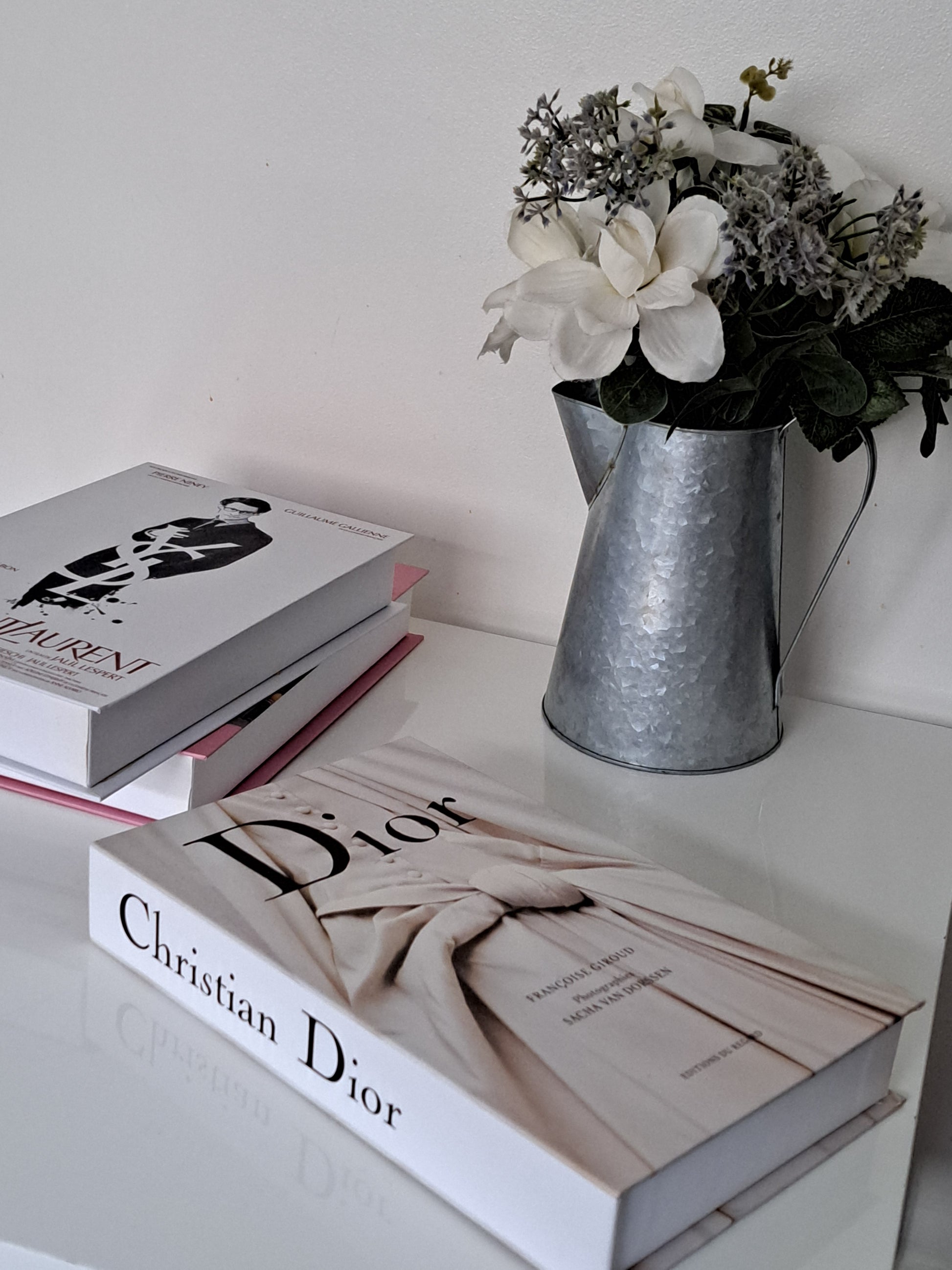 Livre décoratif