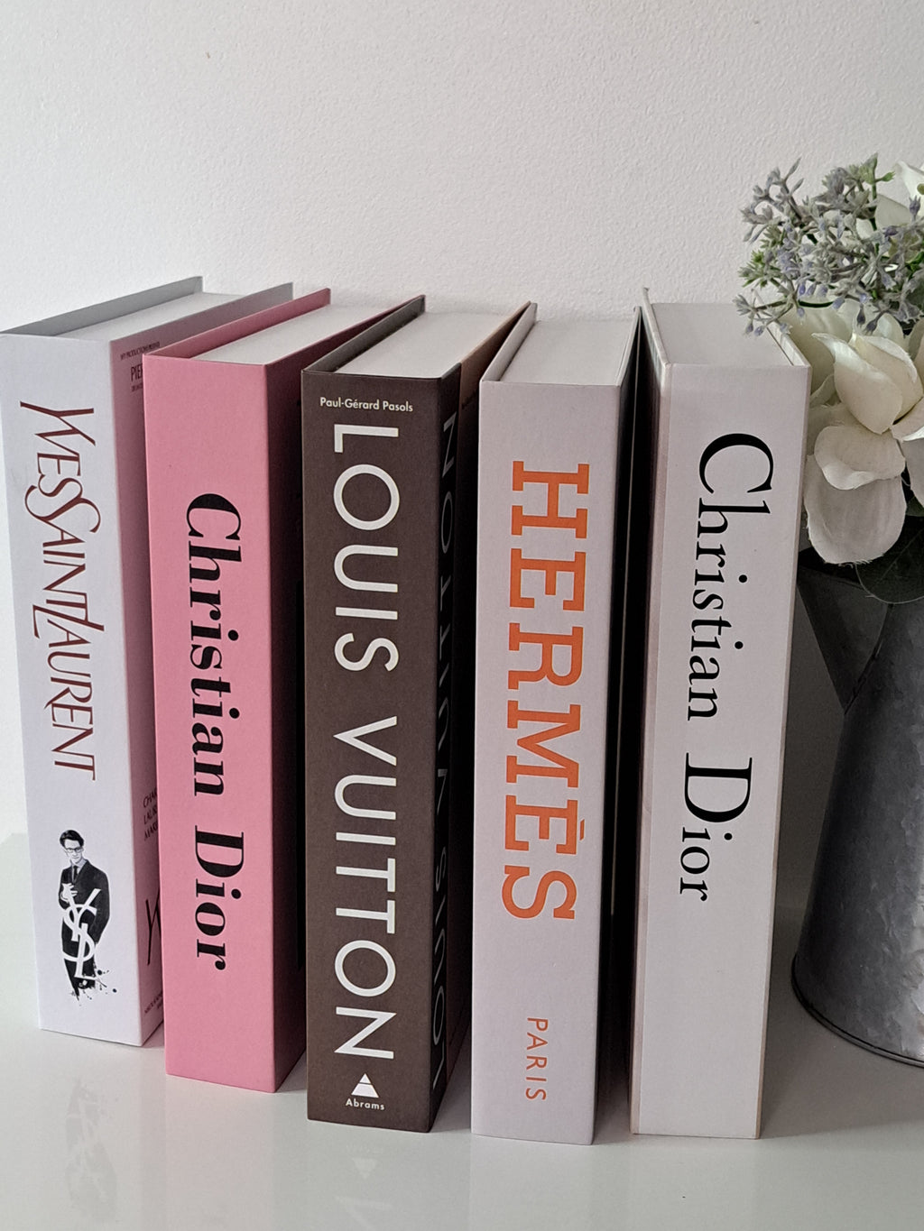Livre décoratif