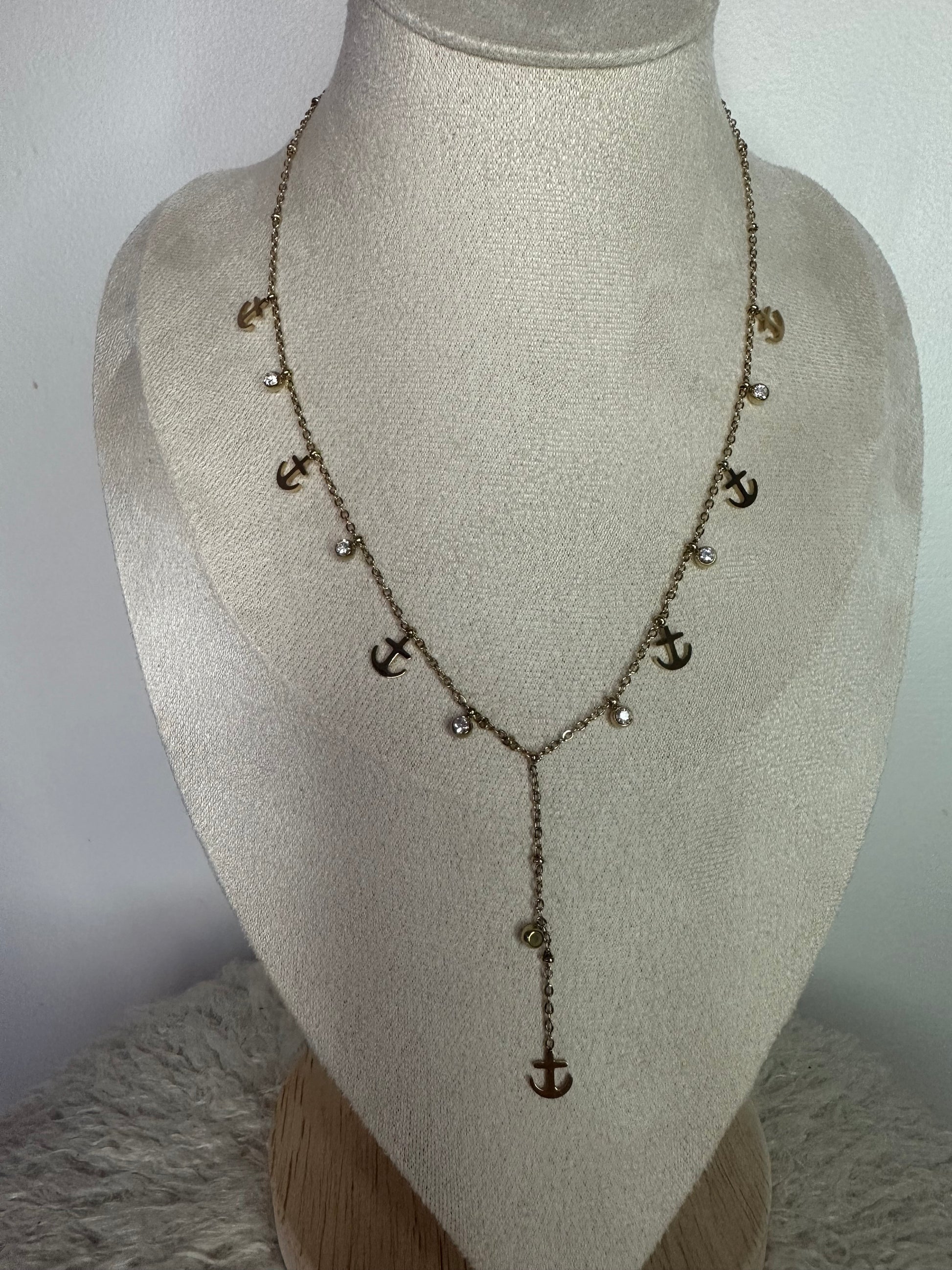Collier ancre et strass