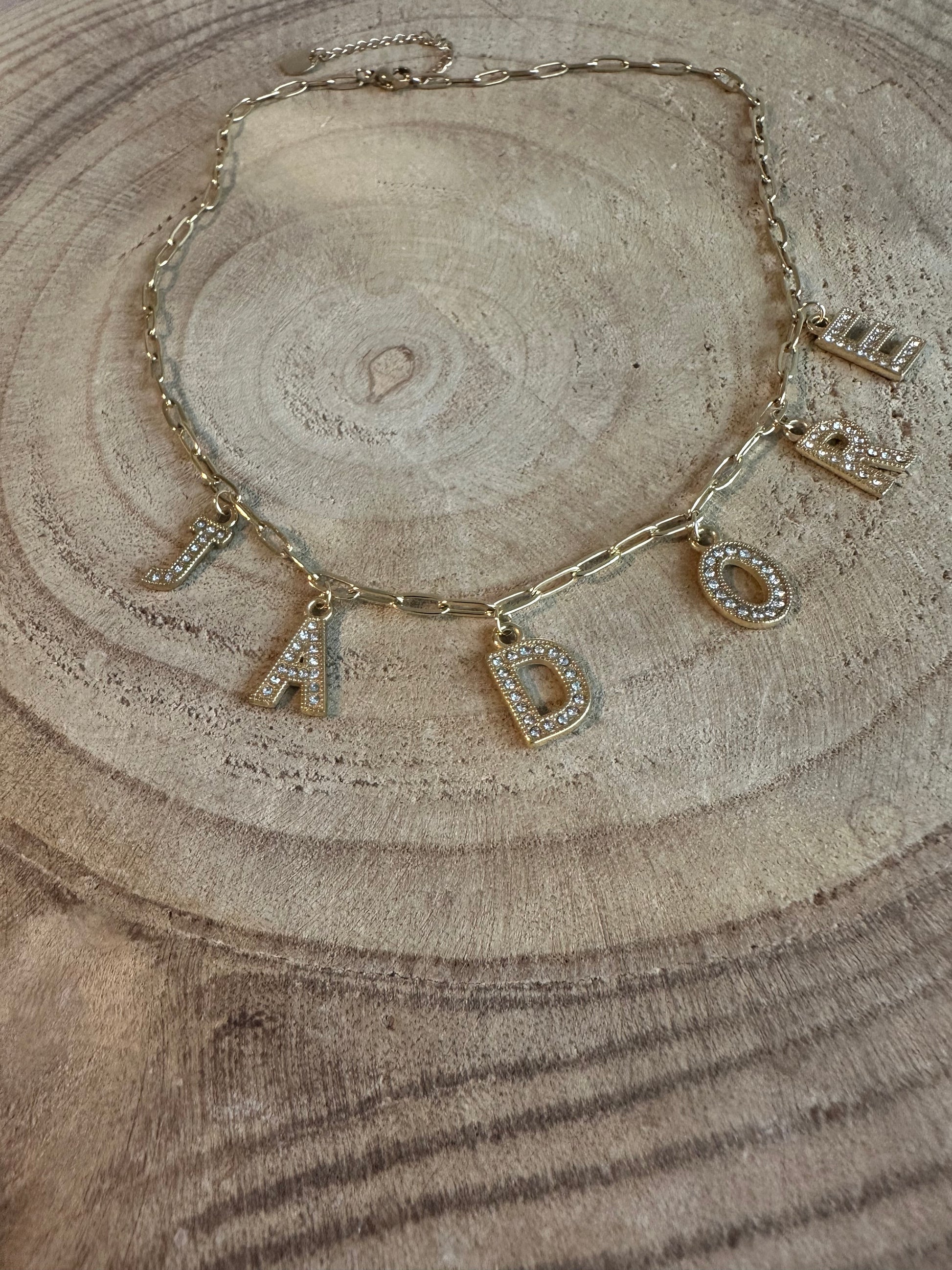 Collier inscription j’adore