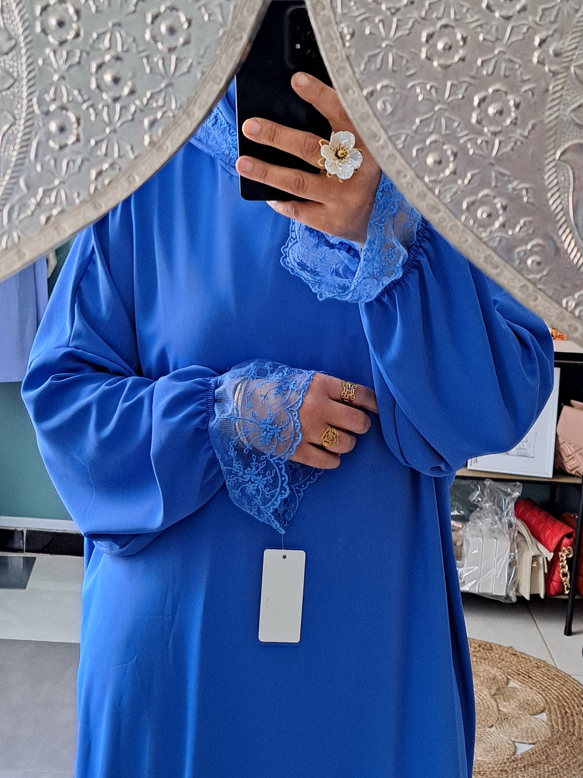 Robe châle intégré avec capuche dentelle