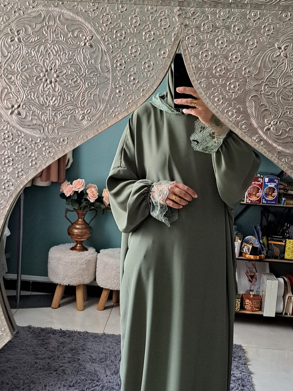 Robe châle intégré avec capuche dentelle