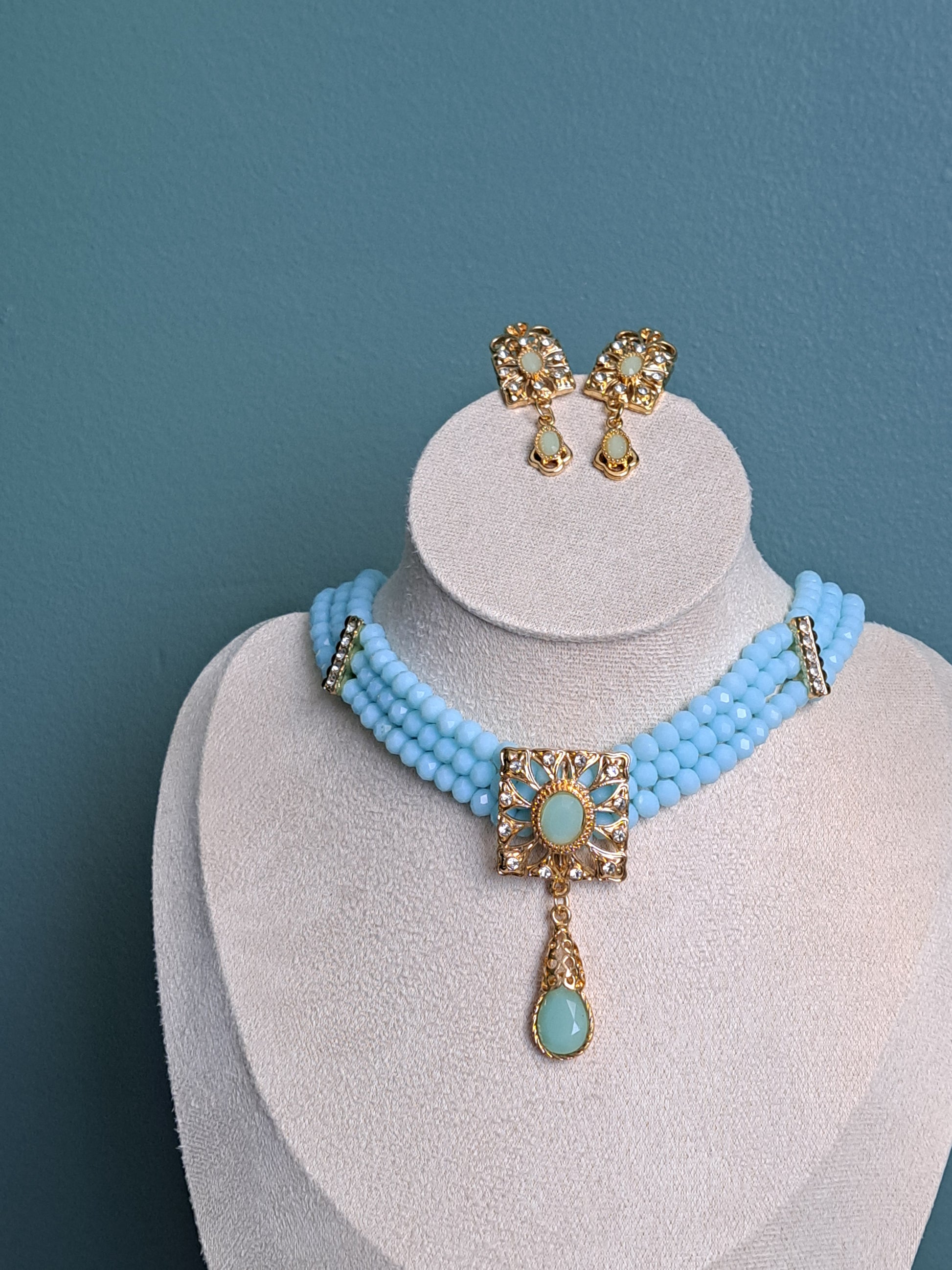 Parure bleu fantaisie