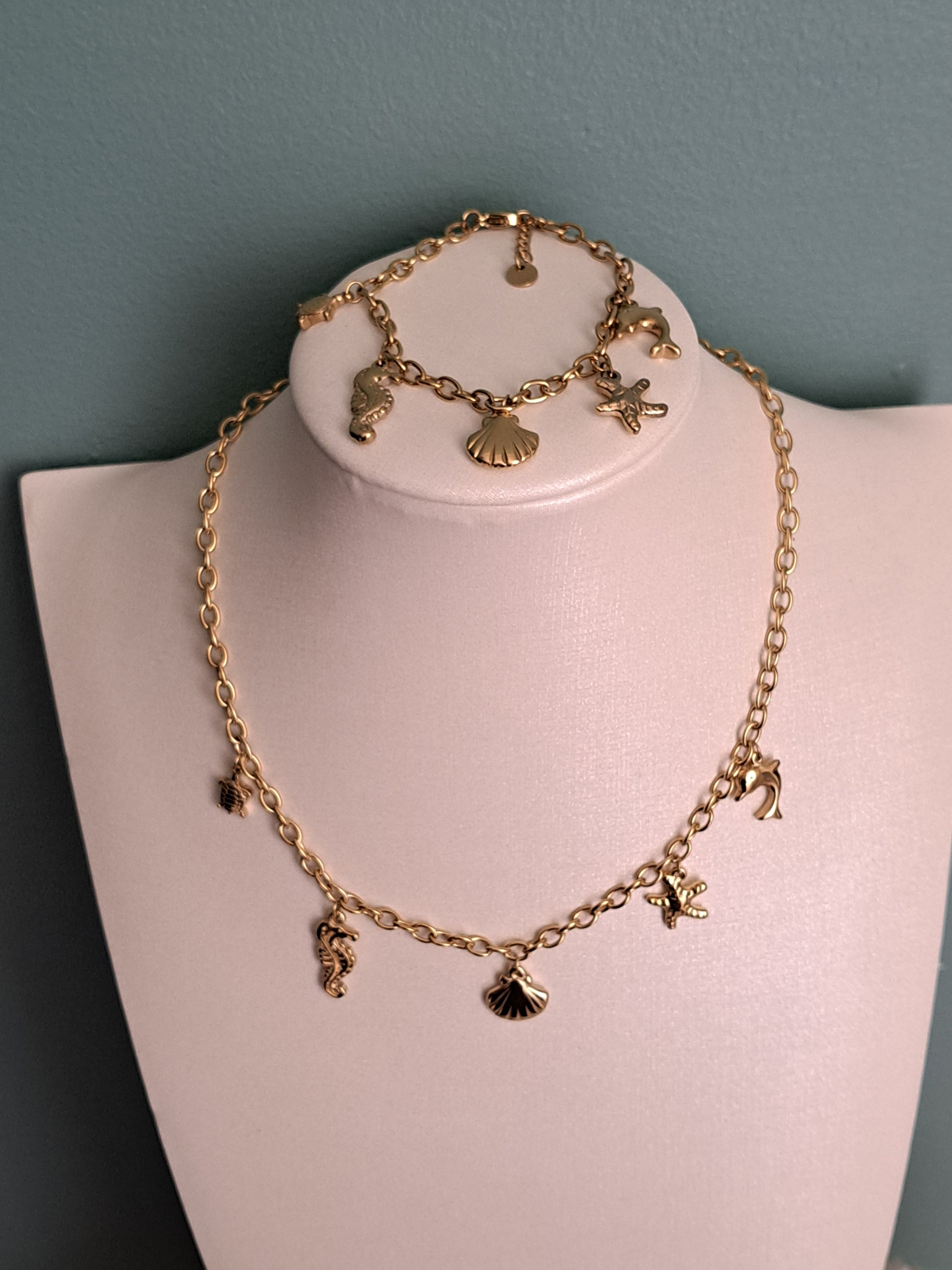 Collier Delphine