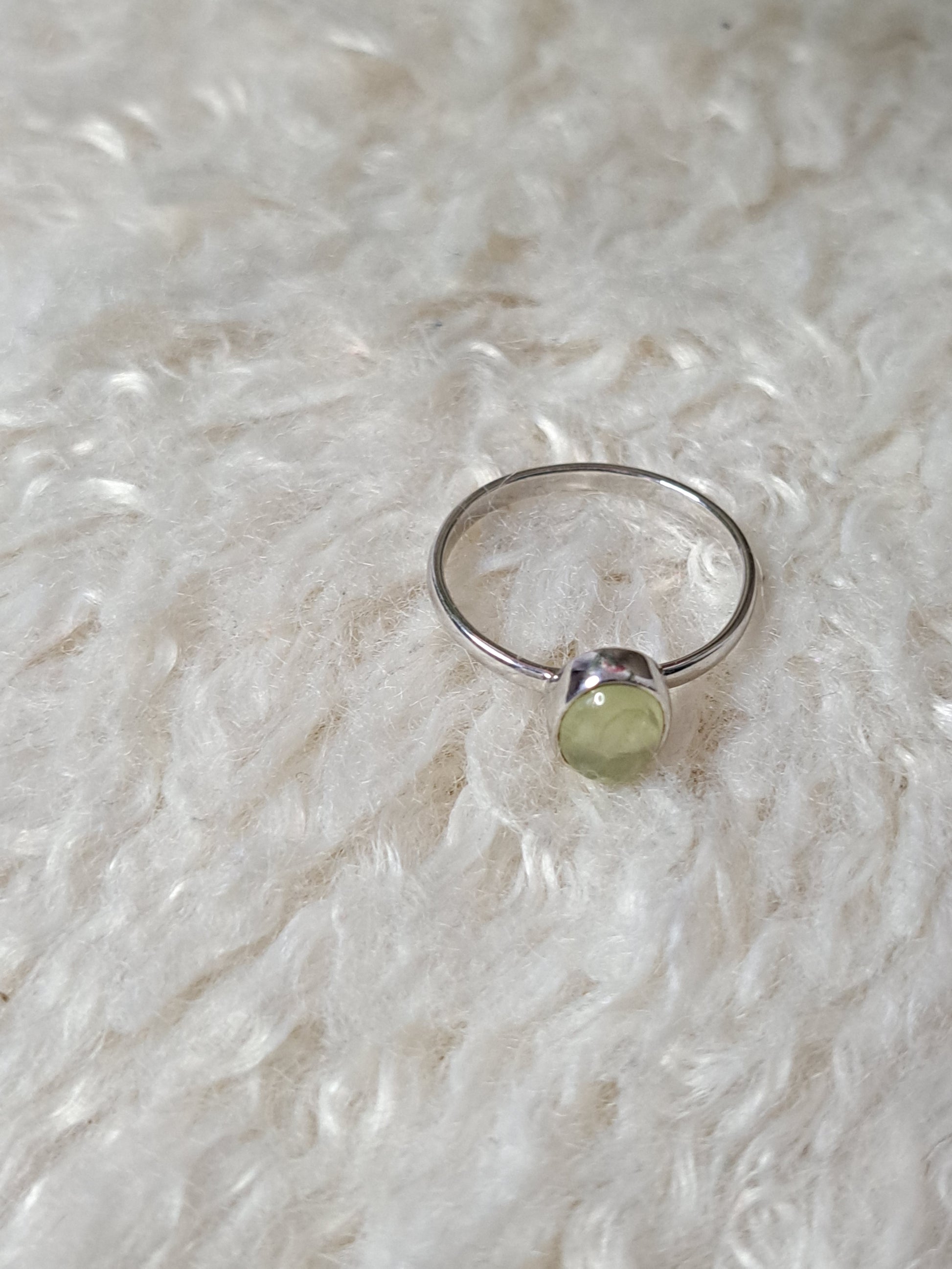 Bague prehnite en argent rhodié 925